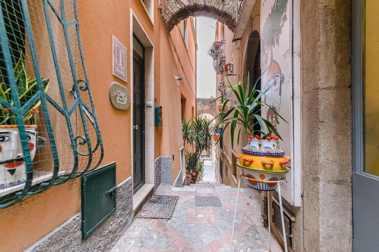 Elegant Apartment In Taormina 0*,  Italia